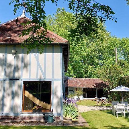 Domaine Du Carouge Hotel Lirey Exterior photo